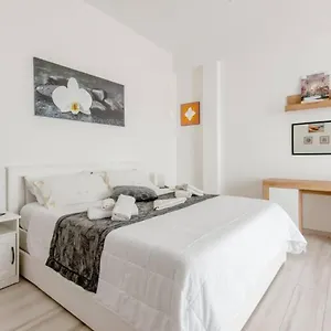 Habitación en casa particular Il Barone Rosso, Lecce